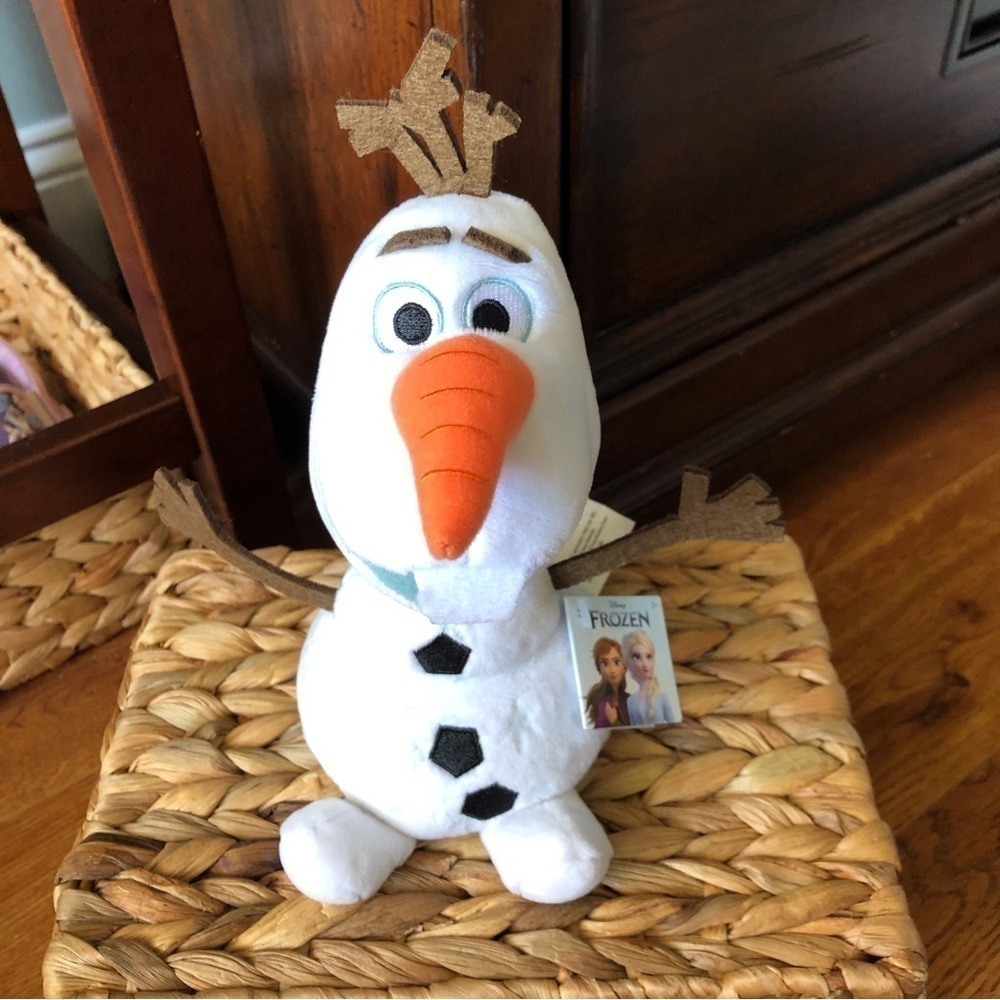Disney Frozen, Olaf stuff animal